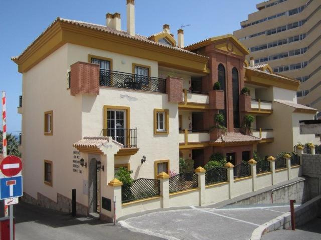 Benalmadena Beach Apartamento Con Vistas Al Mar Y Parking Privado Incluido Esterno foto