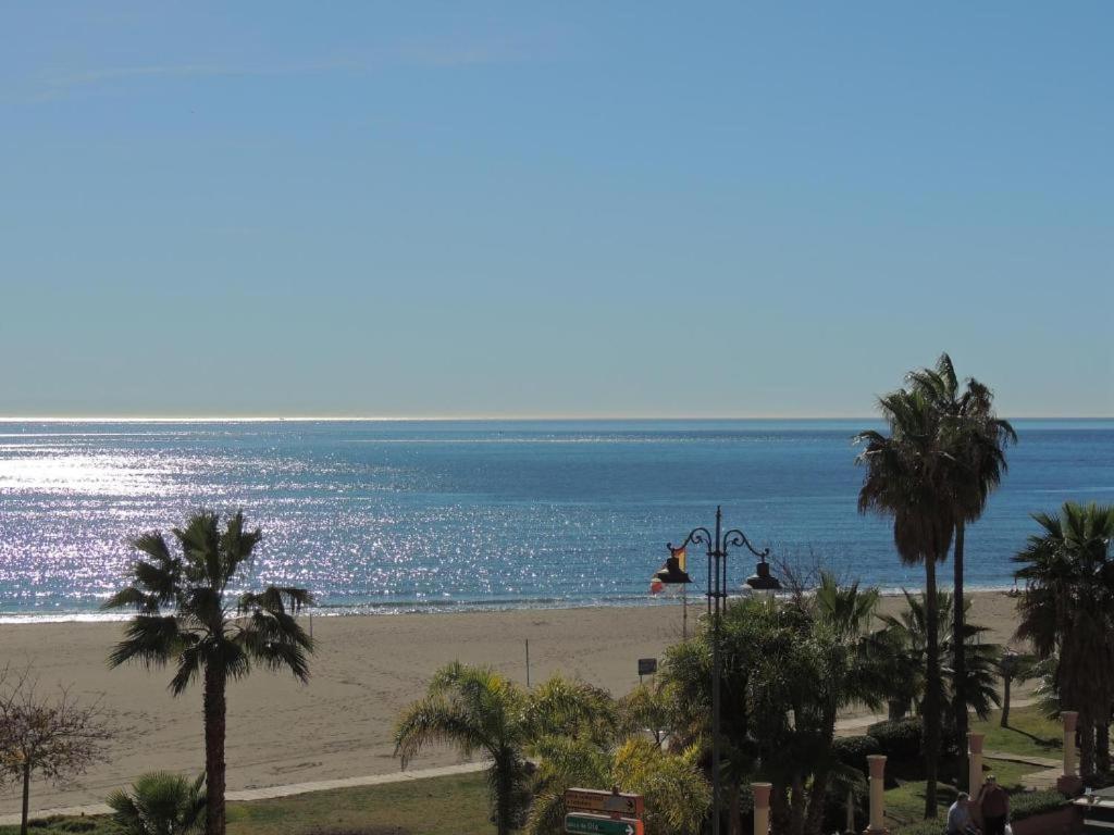 Benalmadena Beach Apartamento Con Vistas Al Mar Y Parking Privado Incluido Esterno foto