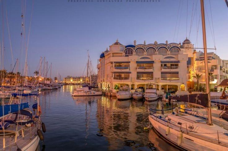 Benalmadena Beach Apartamento Con Vistas Al Mar Y Parking Privado Incluido Esterno foto