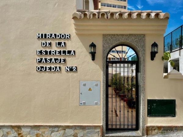 Benalmadena Beach Apartamento Con Vistas Al Mar Y Parking Privado Incluido Esterno foto