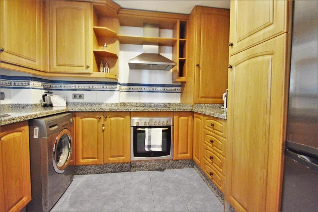 Benalmadena Beach Apartamento Con Vistas Al Mar Y Parking Privado Incluido Esterno foto