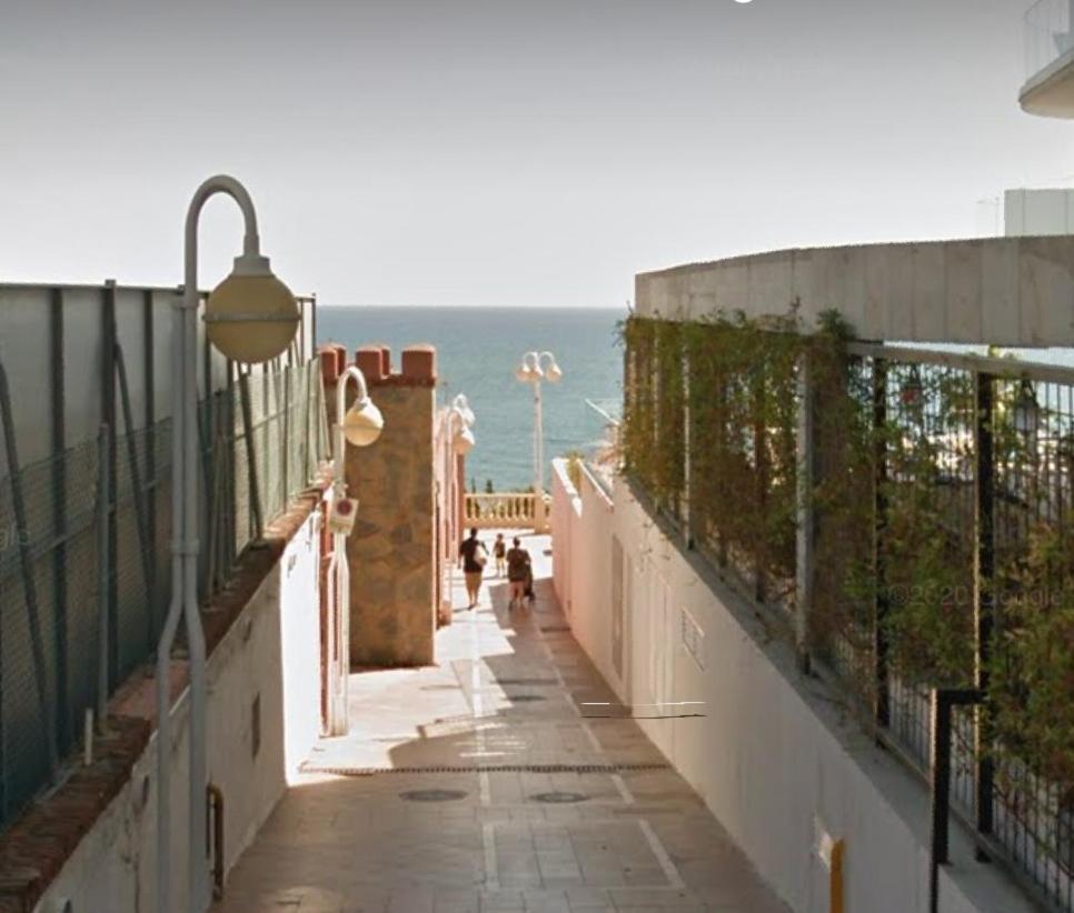 Benalmadena Beach Apartamento Con Vistas Al Mar Y Parking Privado Incluido Esterno foto
