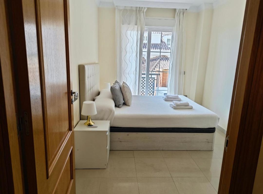 Benalmadena Beach Apartamento Con Vistas Al Mar Y Parking Privado Incluido Esterno foto