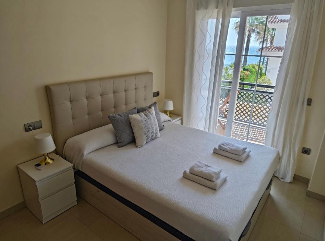 Benalmadena Beach Apartamento Con Vistas Al Mar Y Parking Privado Incluido Esterno foto